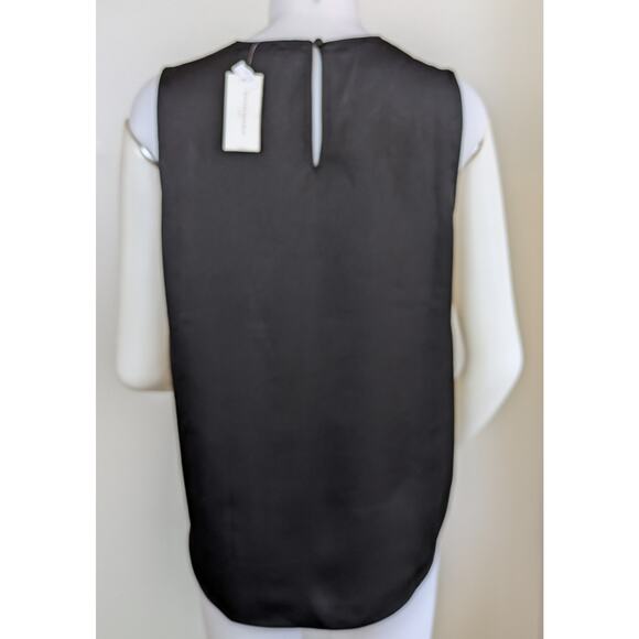 NEW Banana Republic Shell Top Medium Black Satin Sleeveless Minimalist Classic - Picture 5 of 8